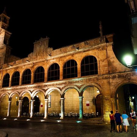 Hostal Nuevo Milan I San Clemente  Exteriör bild