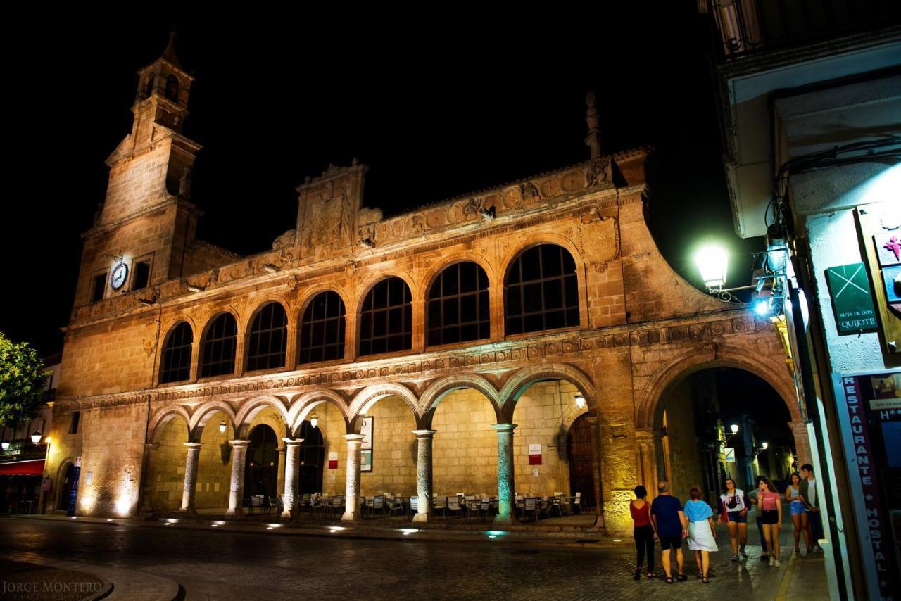 Hostal Nuevo Milan I San Clemente  Exteriör bild